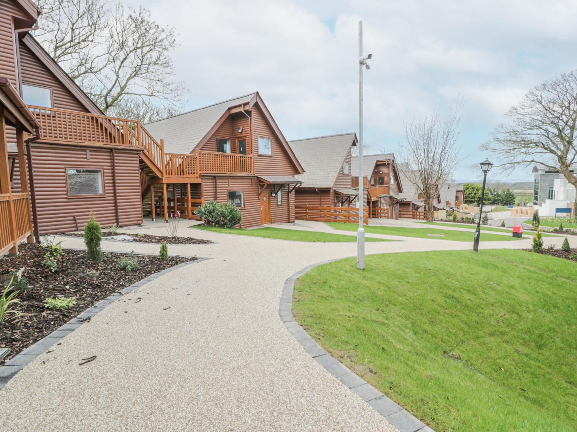Luxury Lodge 62 ريل المظهر الخارجي الصورة